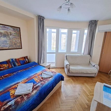 Варна Хостел Zewnętrze zdjęcie